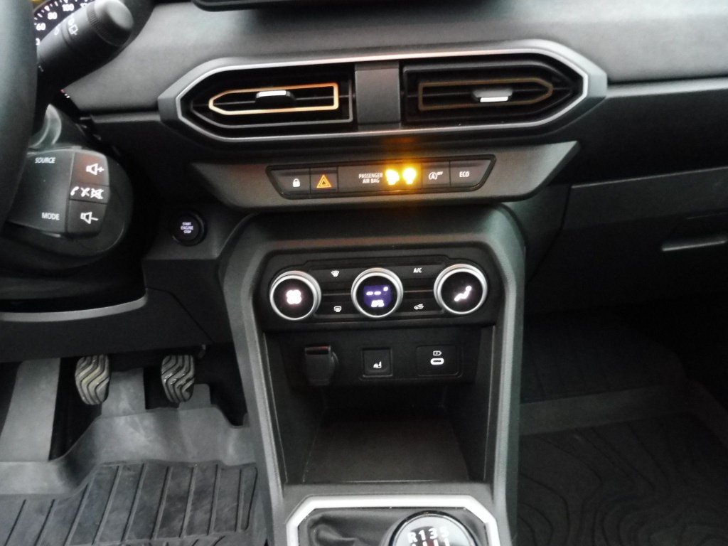 DACIA Sandero 1.0 TCE 110CH STEPWAY EXTREME +