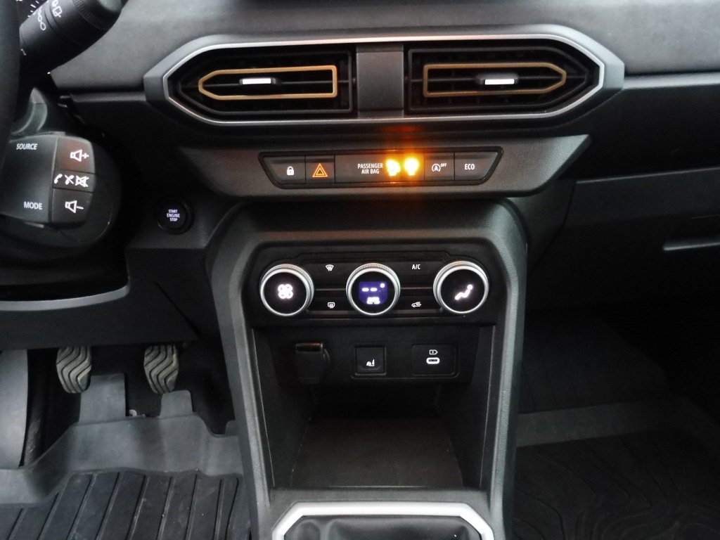 DACIA Sandero 1.0 TCE 110CH STEPWAY EXTREME +