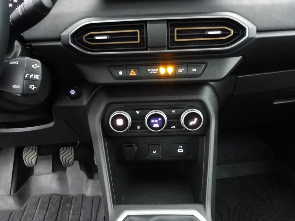 DACIA Sandero 1.0 TCE 110CH STEPWAY EXTREME +