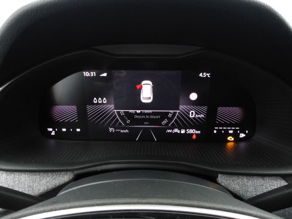 SKODA Kamiq 1.0 TSI 115CH SELECTION