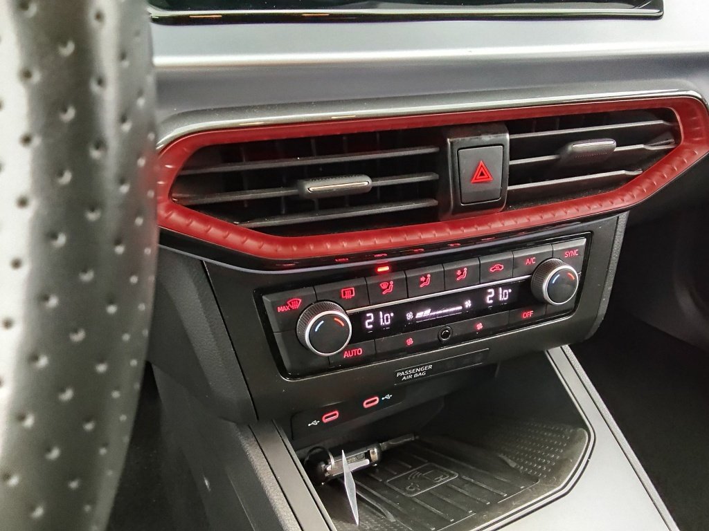 SEAT Ibiza 1.0 TSI 110CH FR