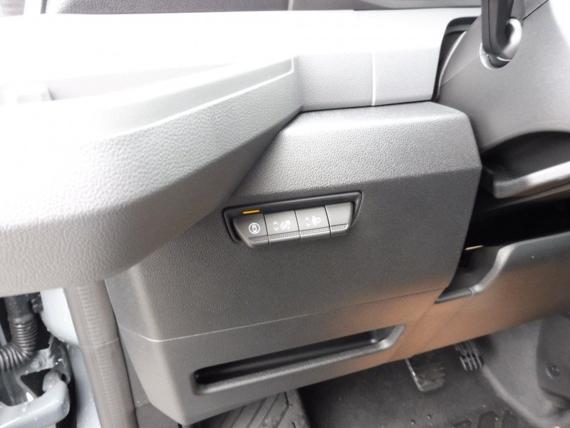 RENAULT Master F3500 L2H2 2.0 BLUE DCI 150CH EXTRA AUTO – 25