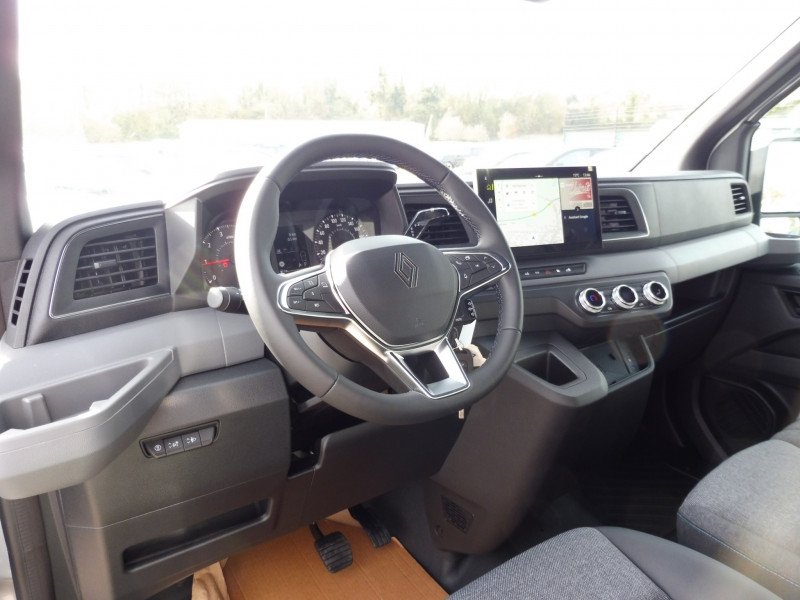 RENAULT Master F3500 L2H2 2.0 BLUE DCI 150CH EXTRA AUTO – 25