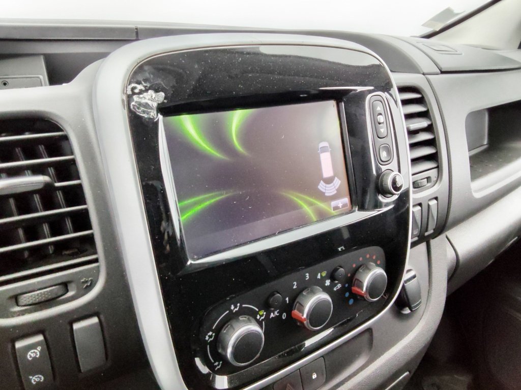 RENAULT Trafic L2H1 1300 2.0 DCI 120CH GRAND CONFORT S&S E6