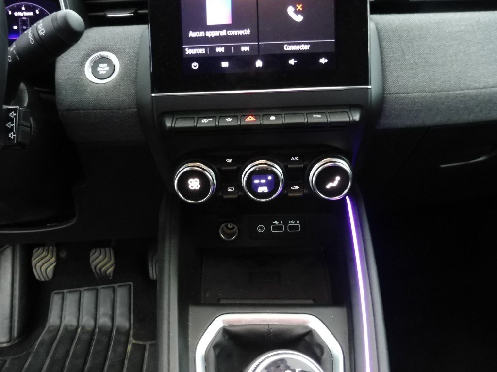 RENAULT Clio 1.0 TCE 90CH TECHNO