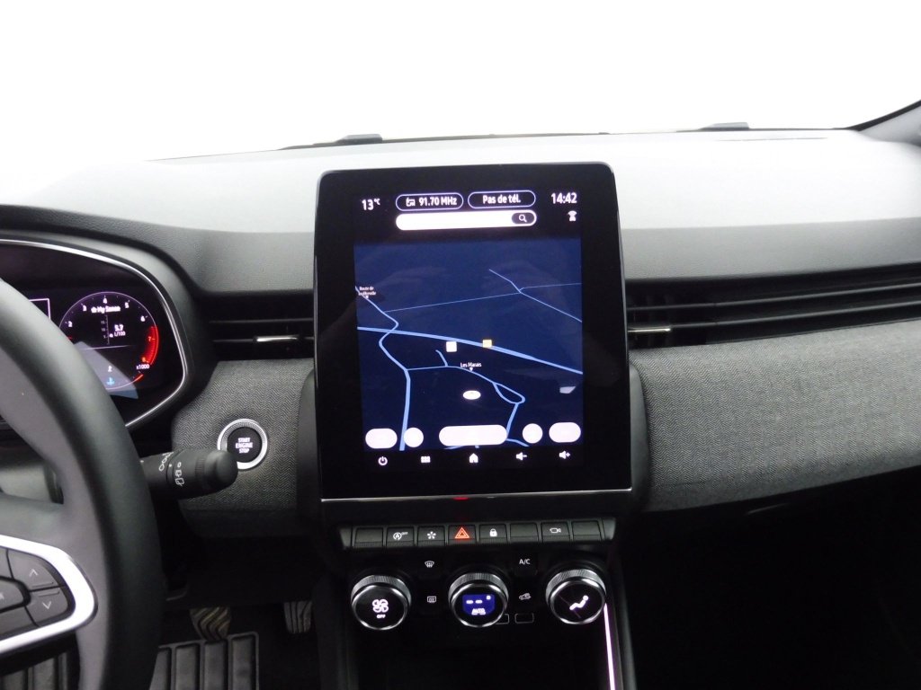 RENAULT Clio 1.0 TCE 90CH TECHNO