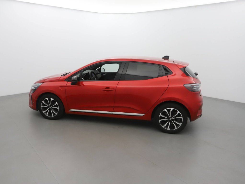 RENAULT Clio 1.0 TCE 90CH TECHNO