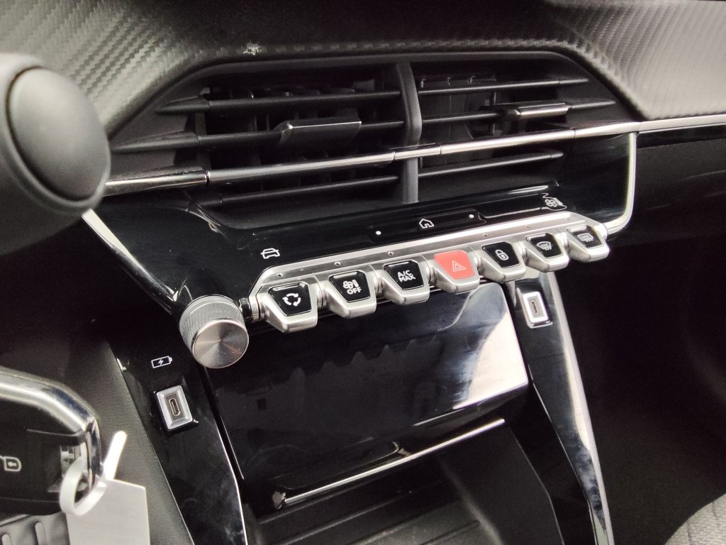 PEUGEOT 208 1.2 100CH S&S ALLURE