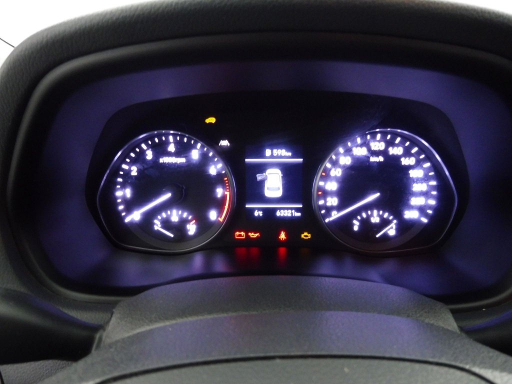 HYUNDAI i30 1.5 DPI 110-