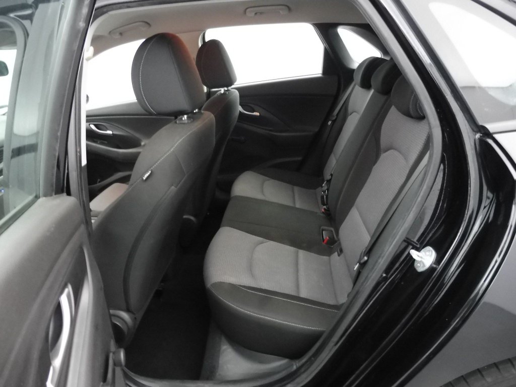 HYUNDAI i30 1.5 DPI 110essence