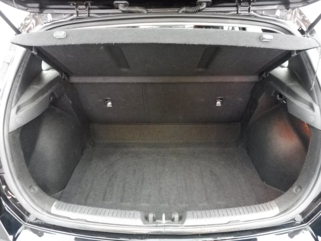 HYUNDAI i30 1.5 DPI 110essence