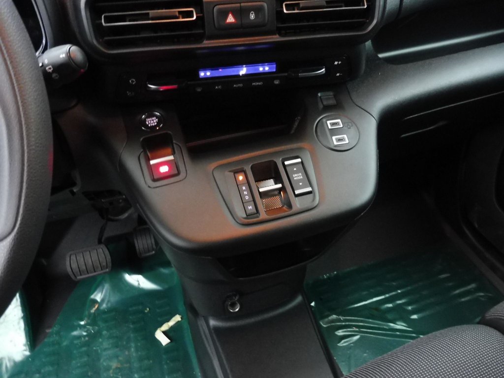 CITROEN Berlingo Van XL 950KG BLUEHDI 130CH S&S EAT8