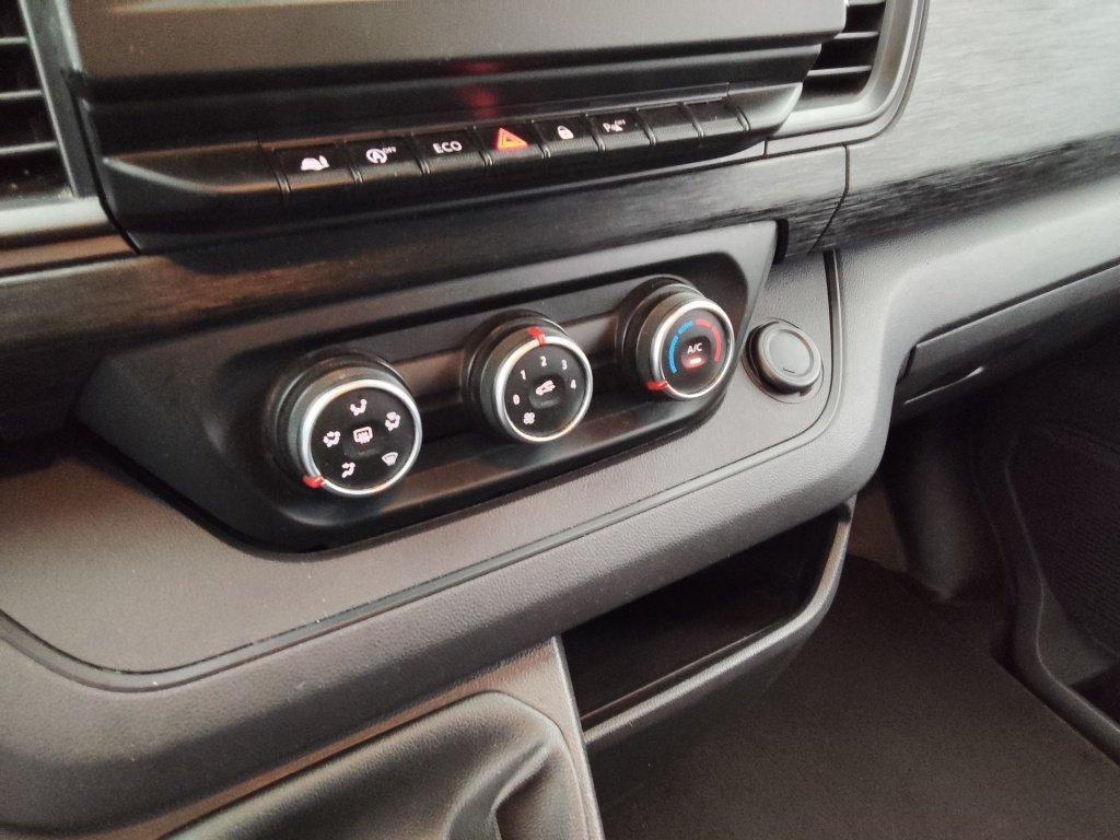 RENAULT Trafic Passenger L2 2.0 BLUE DCI 150CH S&S ZEN 9 PLACES