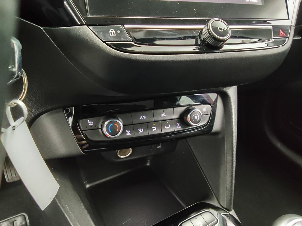 OPEL Corsa 1.2 100edition