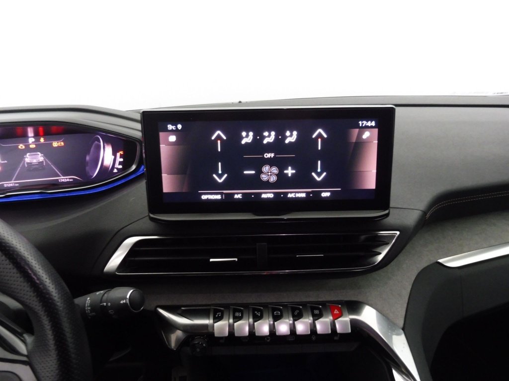 PEUGEOT 3008 1.5 BLUEHDI 130CH S&S GT EAT8