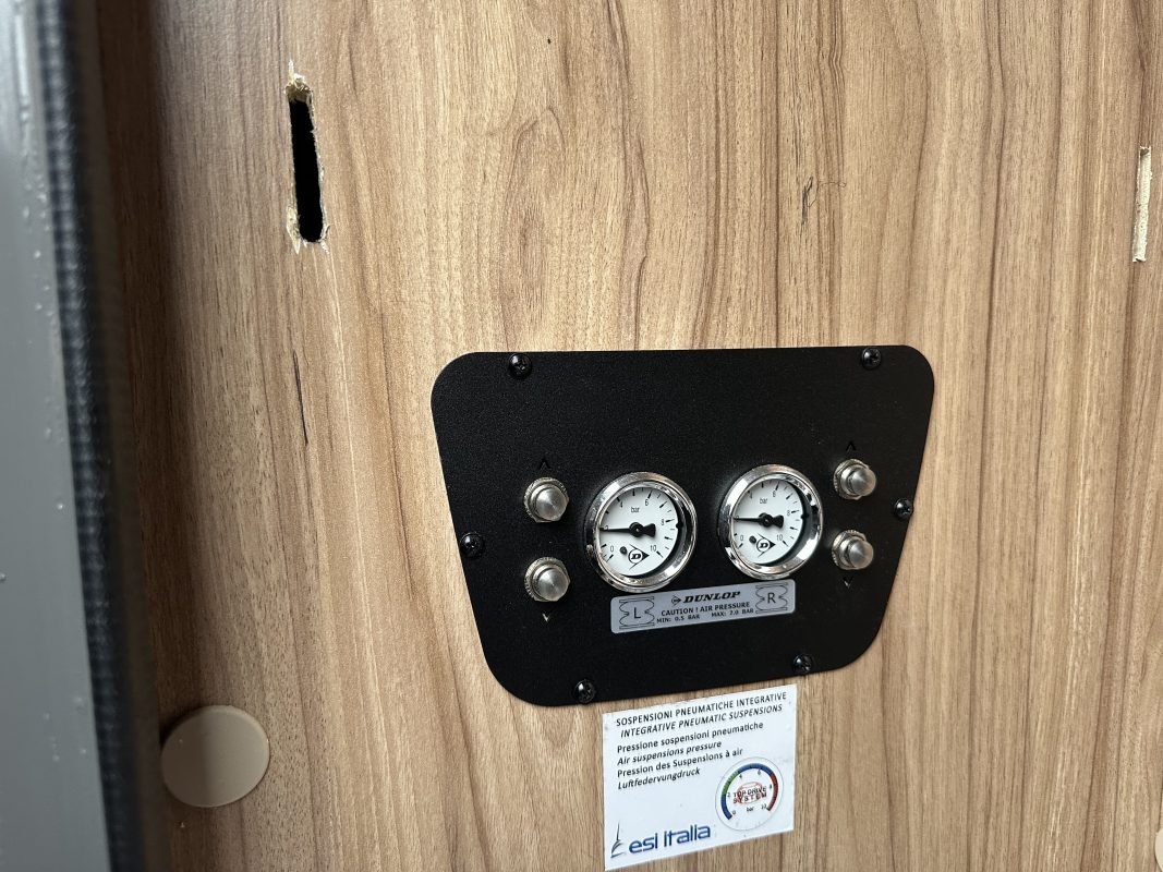 HYMER MLT-570 CROSSOVER 4X4 MERCEDES 190 CV 2023