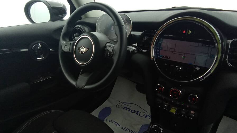 Mini Hatch 3 portes electric f56 bev lci 3 Portes Cooper SE 184 Essential +GPS