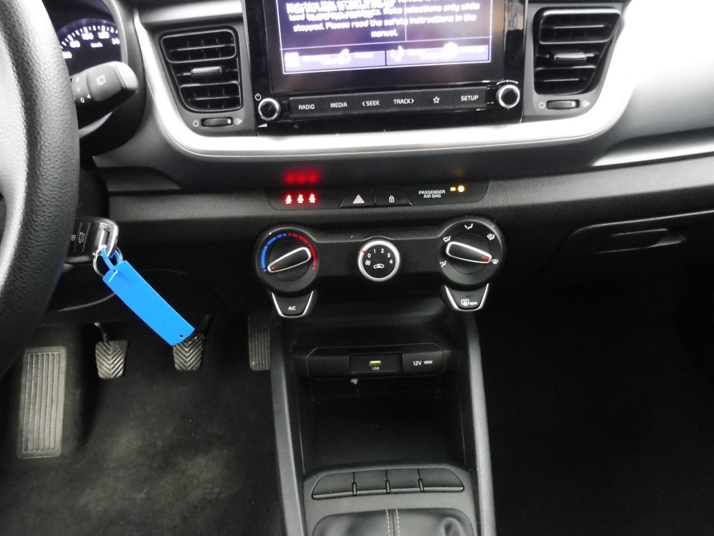 KIA Stonic 1.2 LX 84fun