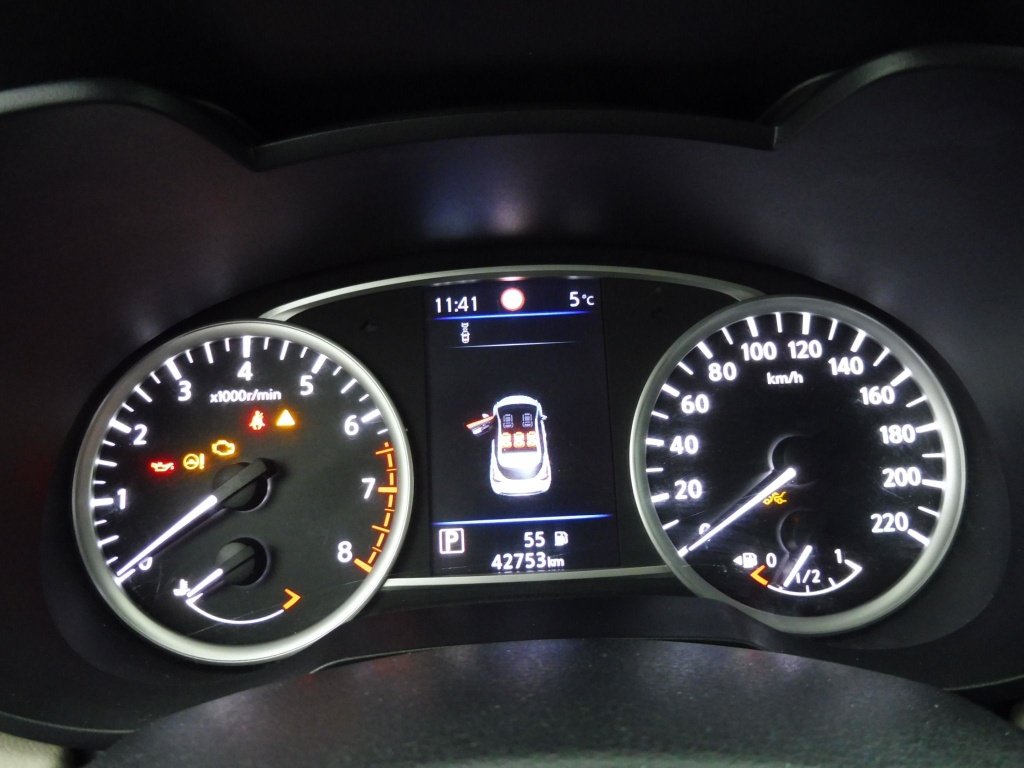 NISSAN Micra 1.0 IG-T 92 XTRONICn-design