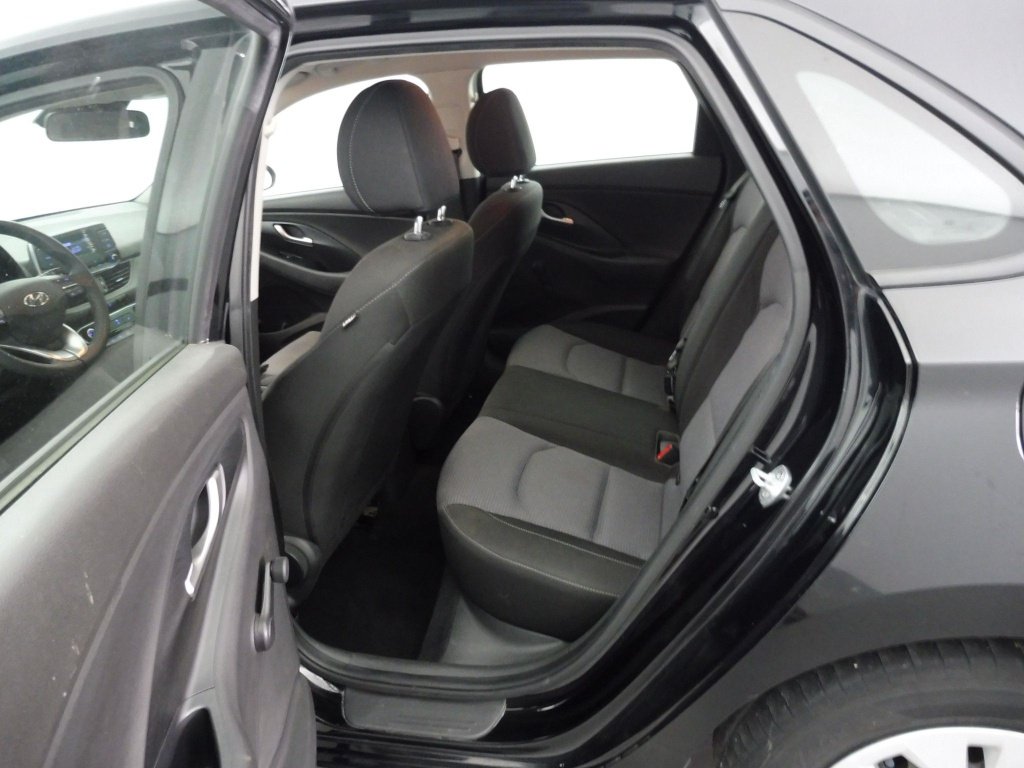 HYUNDAI i30 1.5 DPI 110 CH