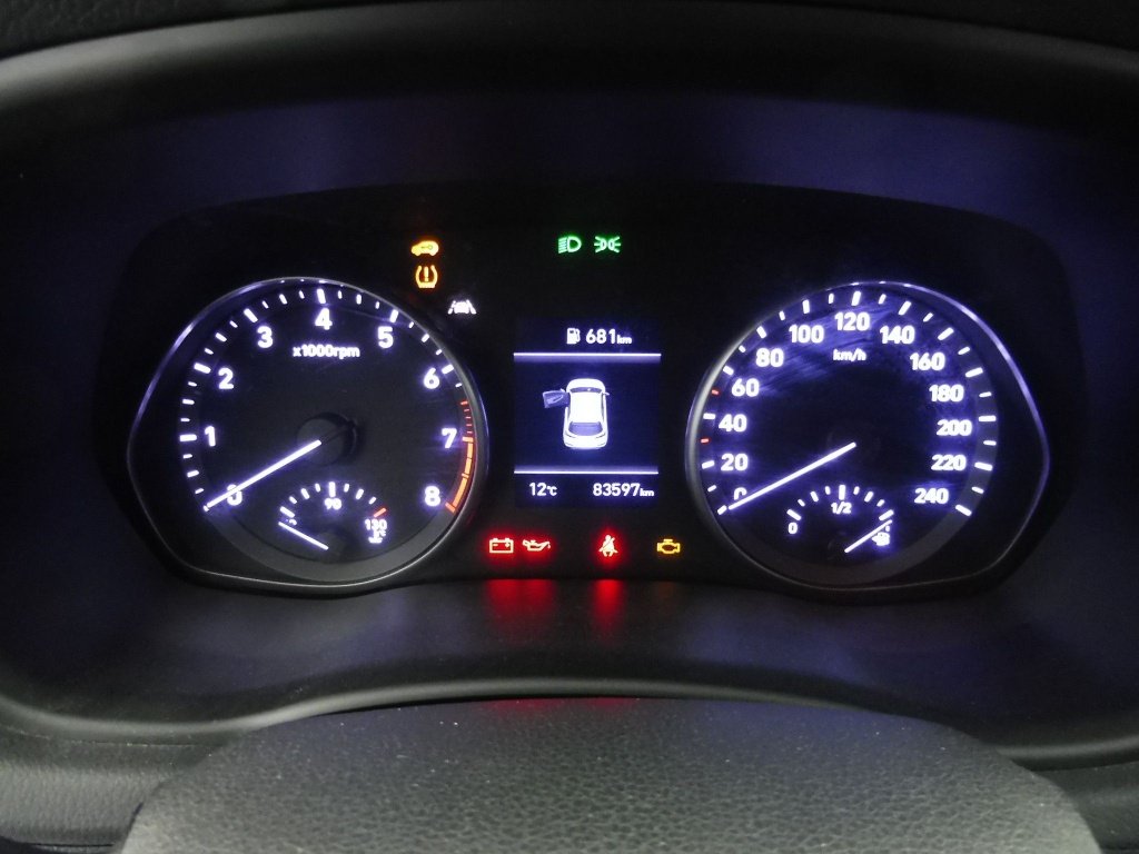 HYUNDAI i30 1.5 DPI 110 CH
