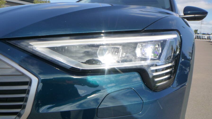 Audi E-tron e-tron 55 quattro 408 ch –