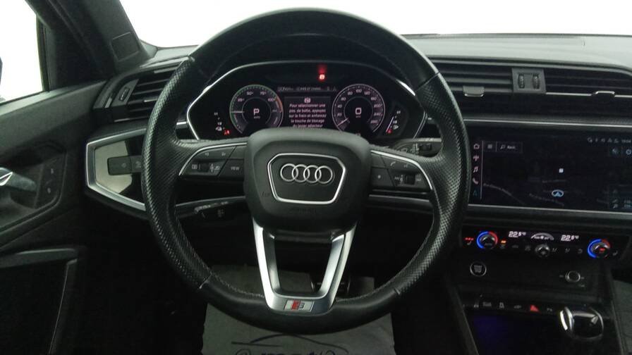 Audi Q3 Q3 45 TFSIe 245 S tronic 6 S line +Sièges avant électriques +Jantes 20 +Hayon motorisé