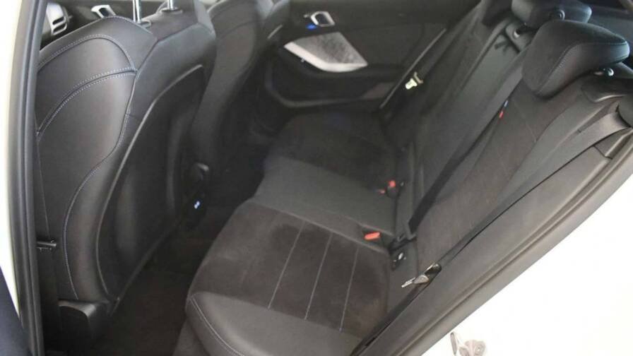 Bmw Serie 1 f70 118d 150 ch DKG7 M Sport