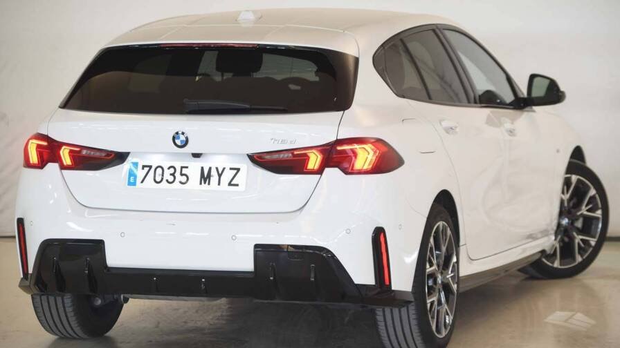 Bmw Serie 1 f70 118d 150 ch DKG7 M Sport