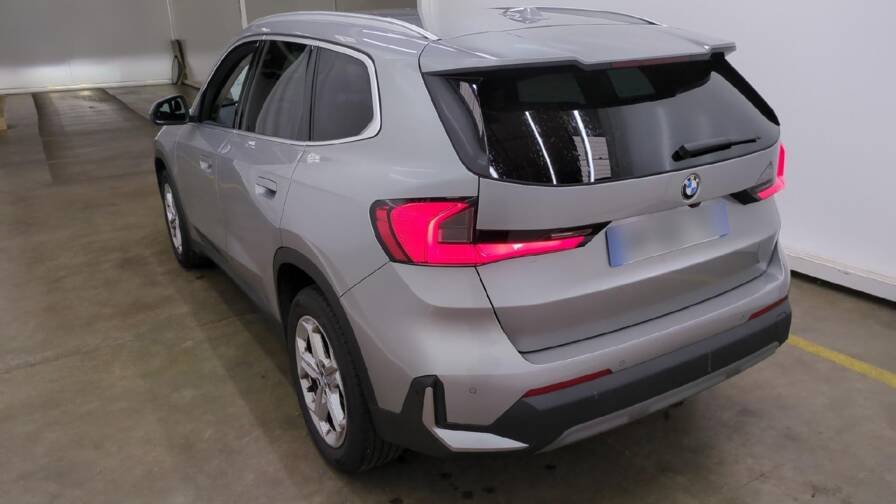 Bmw X1 u11 X1 sDrive 18i 136DKG7 +Jantes en alliage léger 18+Pack Premium +Sièges AV chauffants