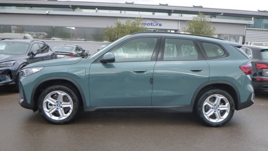 Bmw X1 u11 X1 xDrive 25e 245 DKG7 Design +Pack Advanced Full LED