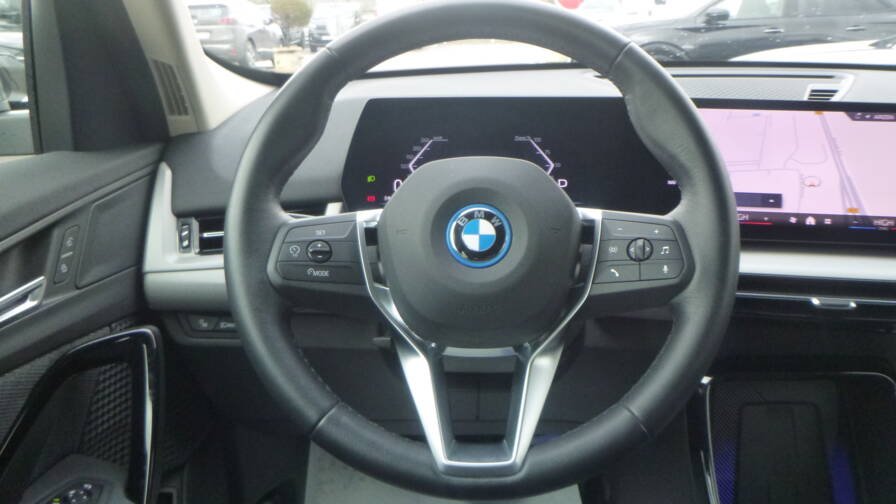 Bmw X1 u11 X1 xDrive 25e 245 DKG7 Design +Pack Advanced Full LED