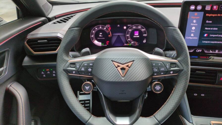 Cupra Formentor nouveau FORMENTOR NOUVEAU 1.5 ETSI HYBRID 150 CH BVA DSG7 V + SIEGES CHAUFFANTS