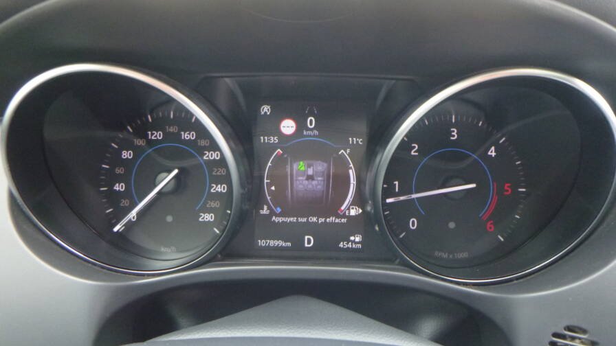 Jaguar F-pace F-Pace 2.0 D – 180 ch  AWD BVA8 – R-Sport