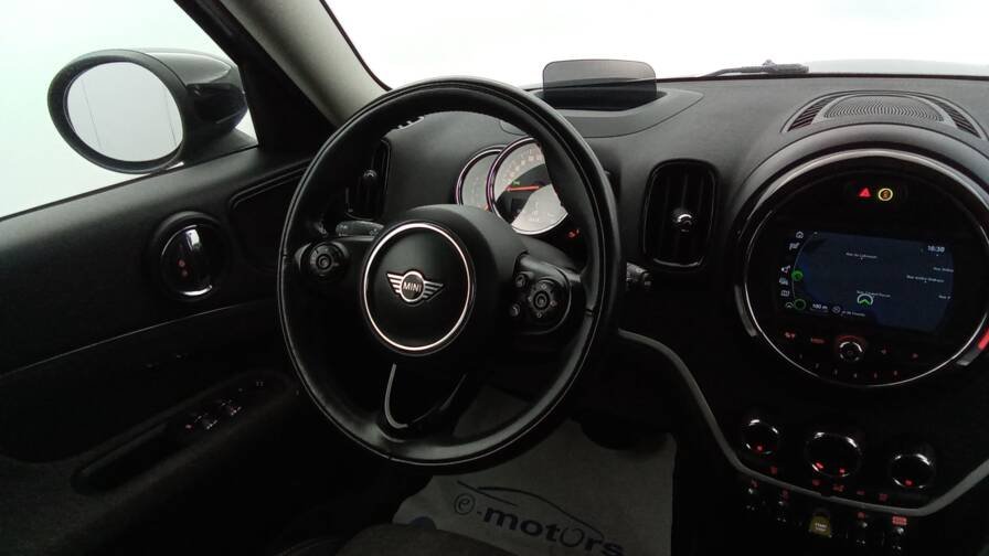 Mini Countryman f60 Countryman 136 – 88 ALL4 BVA6 Cooper SE +Caméra +Pack Connected Navigation