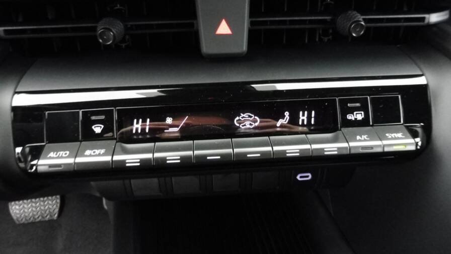 Toyota C-hr C-HR 1.8 140CH DYNAMIC NG23