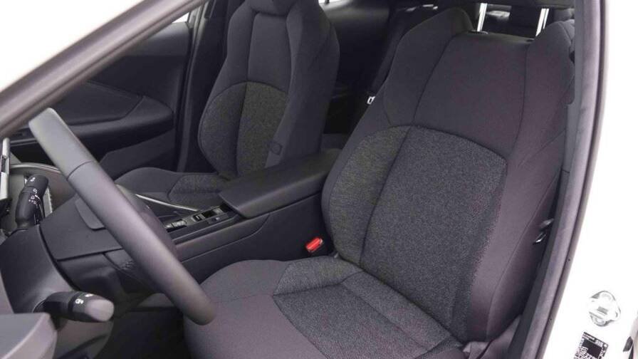 Toyota C-hr C-HR 1.8 Hybrid 140 CVT Dynamic