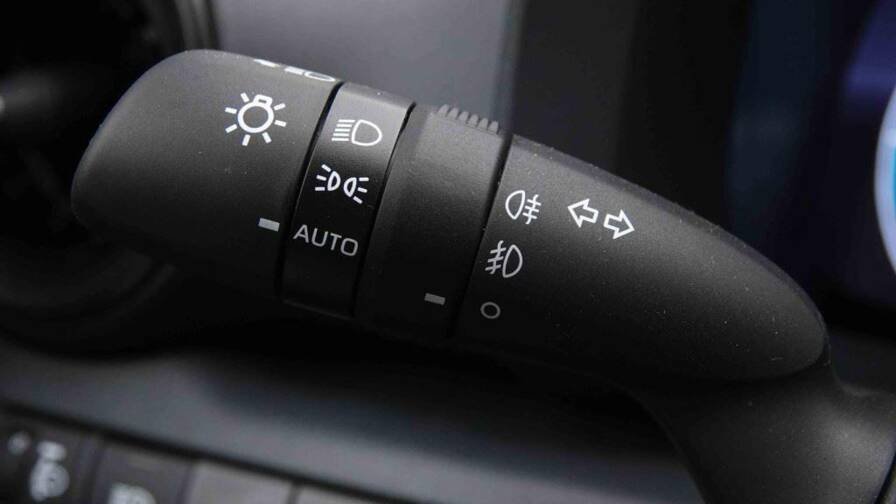 Toyota C-hr C-HR 1.8 Hybrid 140 CVT Dynamic