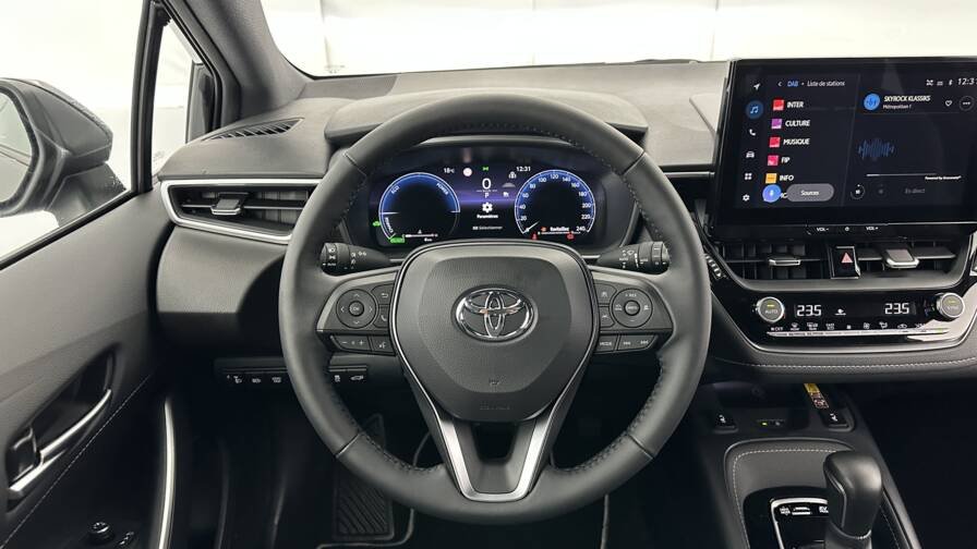 Toyota Corolla touring sports COROLLA Touring Sports X 1.8 Hybrid 140ch Design (Team Player)