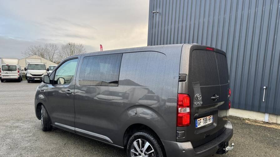 Toyota Proace PROACE 2.0 180 D-4D – BVA  CABINE APPROFONDIE Cabine Medium