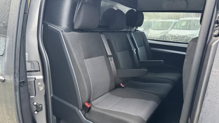 Toyota Proace PROACE 2.0 180 D-4D – BVA  CABINE APPROFONDIE Cabine Medium