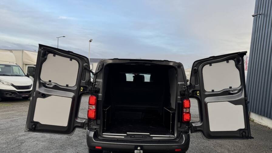 Toyota Proace PROACE 2.0 180 D-4D – BVA  CABINE APPROFONDIE Cabine Medium