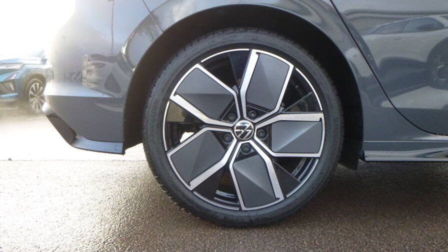 Volkswagen Golf Golf 2.0 TDI 150 DSG7 R-Line