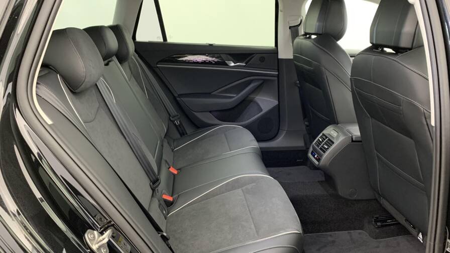 Volkswagen Passat Passat 1.5 eTSI OPF 150 DSG7 Elegance