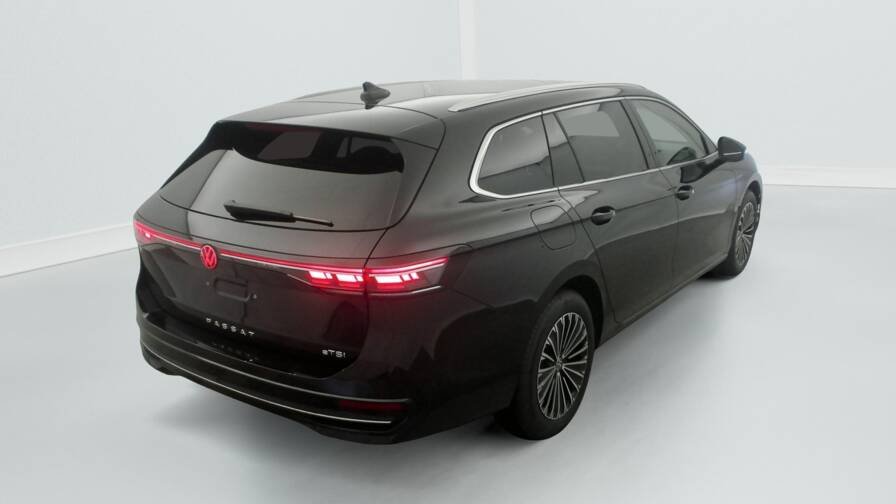 Volkswagen Passat Passat 1.5 eTSI OPF 150 DSG7 Elegance