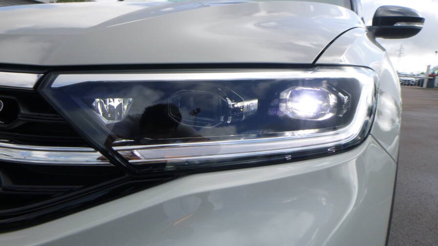 Volkswagen T-roc T-Roc TDI 150 DSG7 R-Line Edition +Jantes 19 +Toit vitré +Pack Black