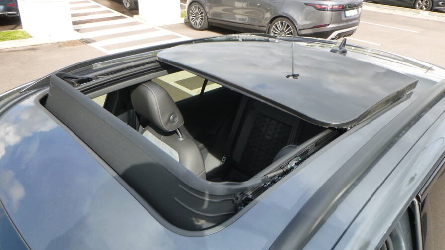 Volkswagen T-roc T-Roc TSI 150 DSG7 R-Line Edition +Jantes 19 +Toit vitré +Pack Black