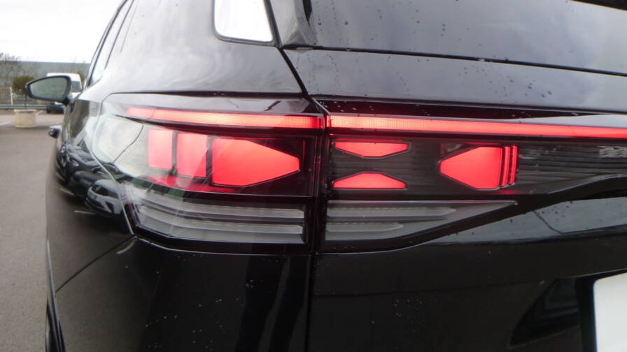 Volkswagen Tayron Tayron eHybrid 272 DSG6 5PL R-Line +Toit pano +JA20