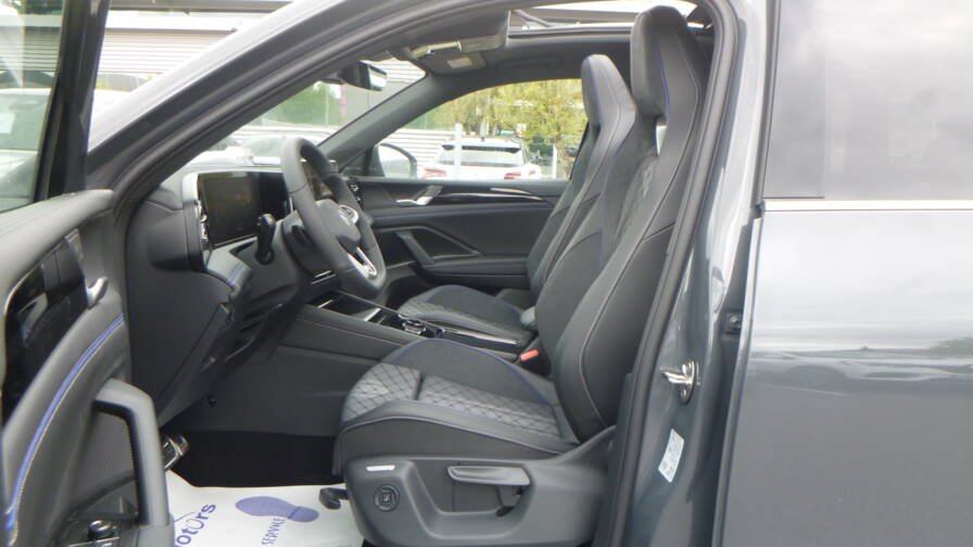 Volkswagen Tiguan Tiguan 2.0 TDI 150ch DSG7 R-Line +Matrix LED +IQ.Drive +Alarme +Toit vitré