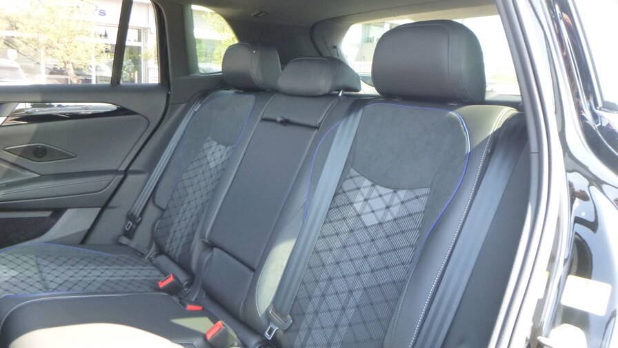 Volkswagen Tiguan Tiguan 2.0 TDI 150ch DSG7 R-Line +Matrix LED +IQ.Drive +Alarme +Toit vitré